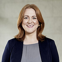 Portrait Nicole Buschermöhle, Pressesprecherin HAMBURG WASSER