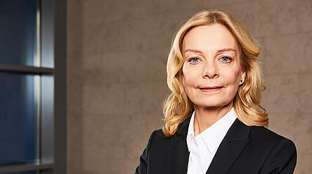 Portrait Gesine Strohmeyer, kfm. Geschäftsführerin HAMBURG WASSER